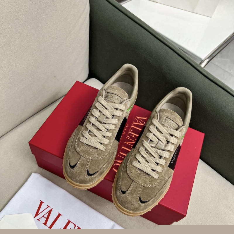 Valentino Sneakers